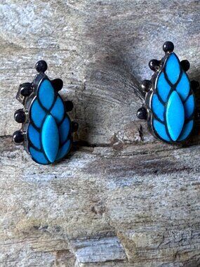 FSH Zuni Sterling Silver Turquoise Petit Point Post Earrings 16x10mm Vintage
